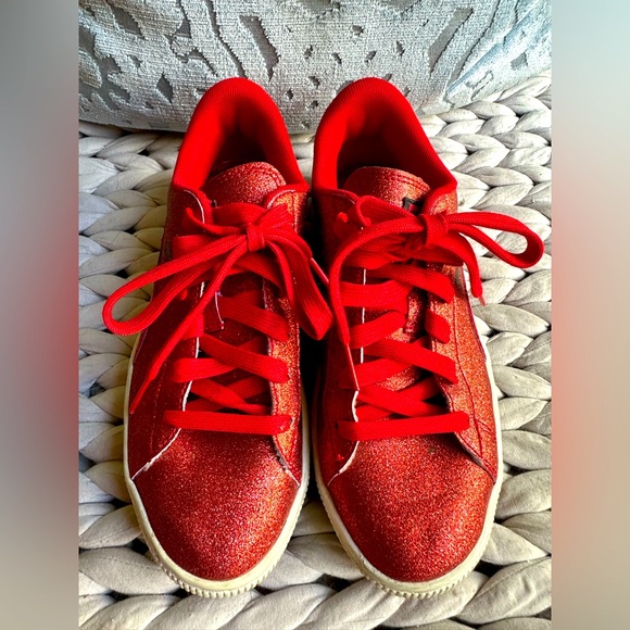 Puma Basket Holiday Glitz Casual Juniors Shoe - Picture 2 of 7